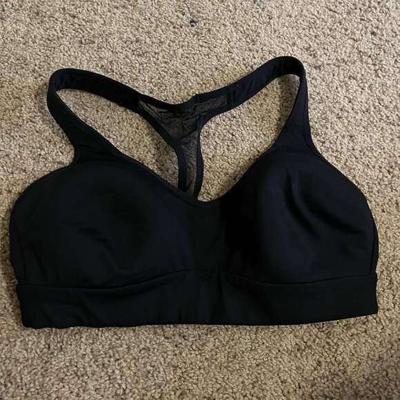 Lululemon sports bar size 6 - Picture 4 of 5